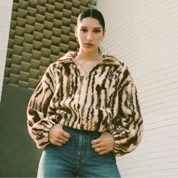 Reformation Bolton Animal Zip Up Fleece - Picture 2 of 3